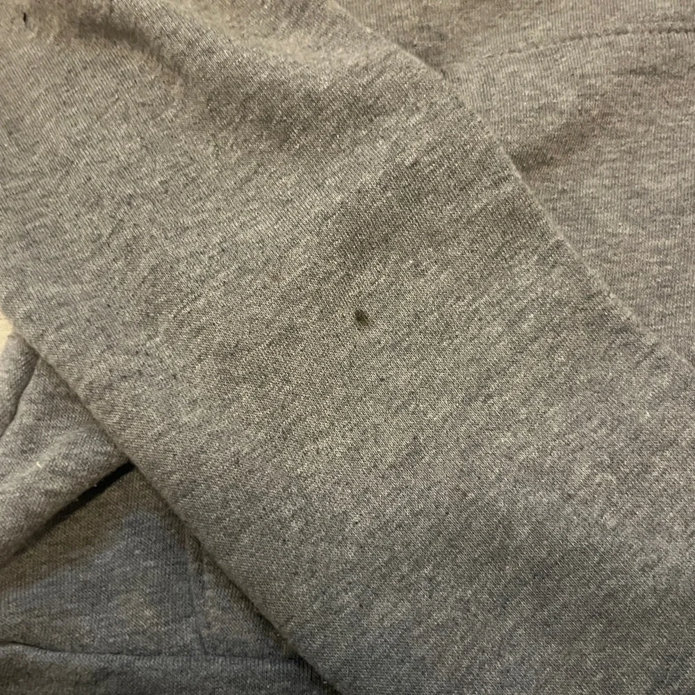 Custom Grey Zip Up Hoodie ๐งฅ โ Sherpa Lined Fall Jacket XS/S - Picture 8 of 8